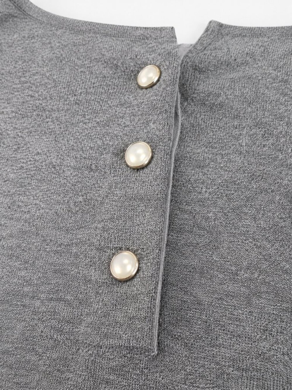 Stunning OZBEK  Gray Long Sleeve Collared Snap Bodysuit Size 6 - Picture 8 of 13